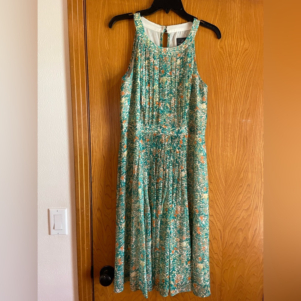 Halter- neck dress.